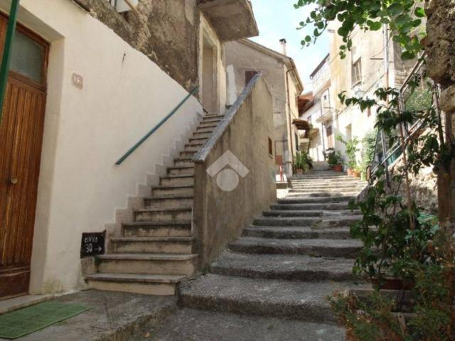 Appartamento in vendita a Scandriglia RI
