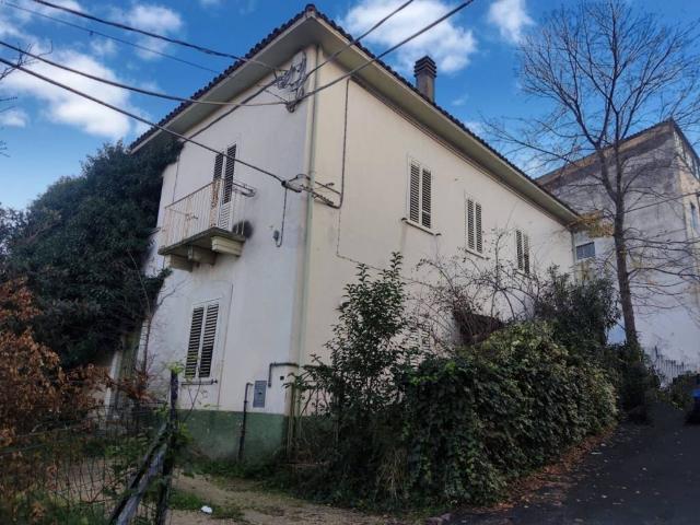 Appartamento in vendita a Scafa PE