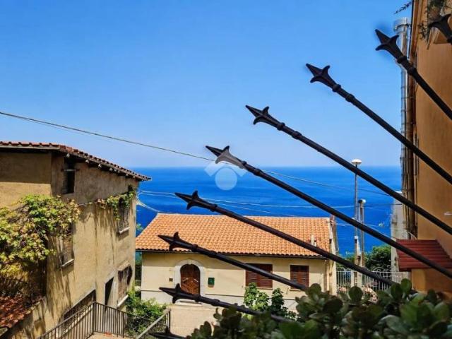 Appartamento in vendita a Scilla via Libertà Traversa 5, 1