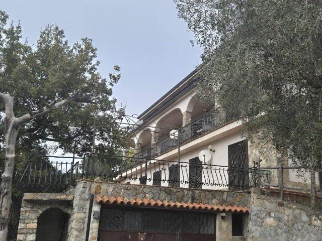 Appartamento in vendita a Seborga IM