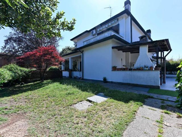 Villa in vendita a Segrate MI