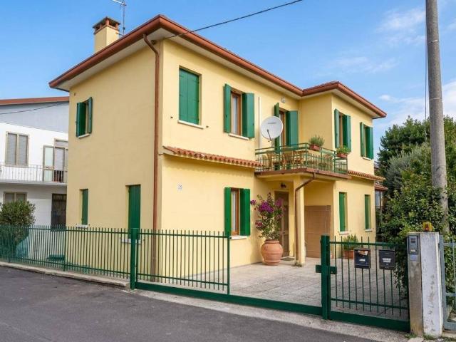 Appartamento in vendita a Selvazzano Dentro PD