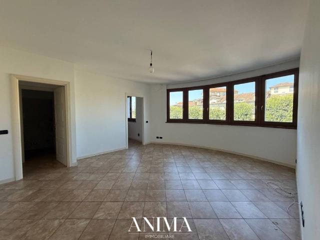 Appartamento in vendita a Senago MI