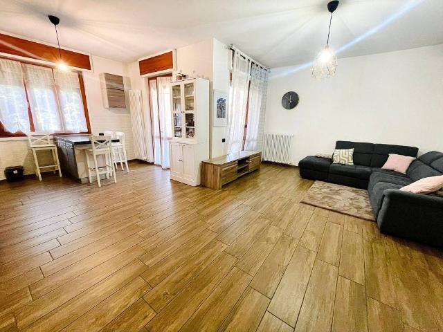 Appartamento in vendita a Senago MI