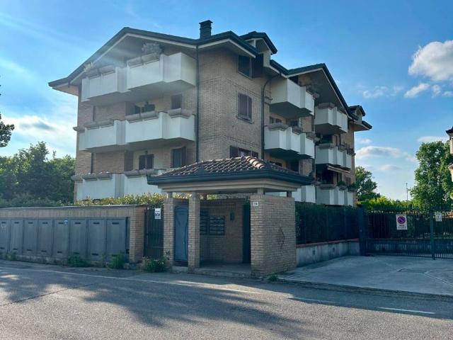 Appartamento in vendita a Senago MI