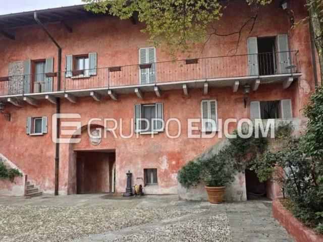 Appartamento in vendita a Sesto Calende VA