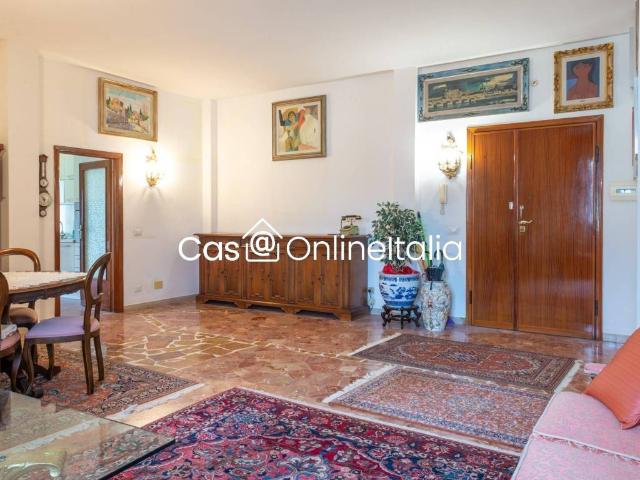 Appartamento in vendita a Sesto Fiorentino FI