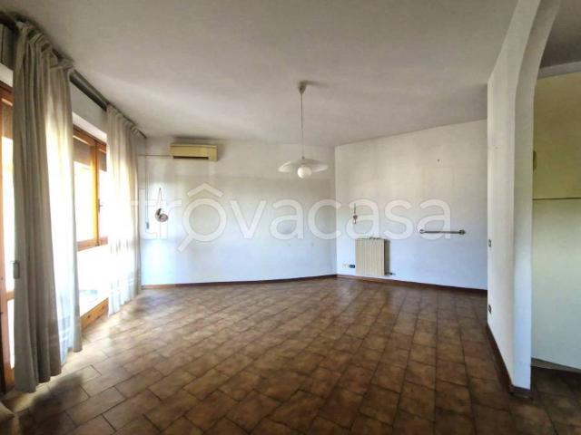 Appartamento in vendita a Sesto Fiorentino viale Ludovico Ariosto