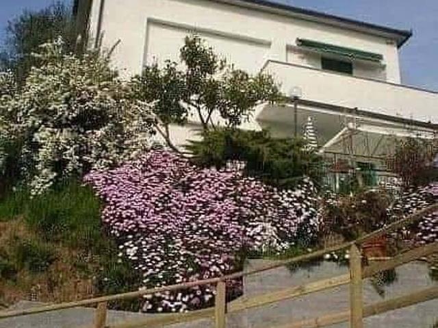 Appartamento in vendita a Sestri Levante GE