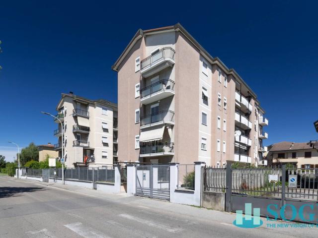 Appartamento in vendita a Seregno, San Carlo