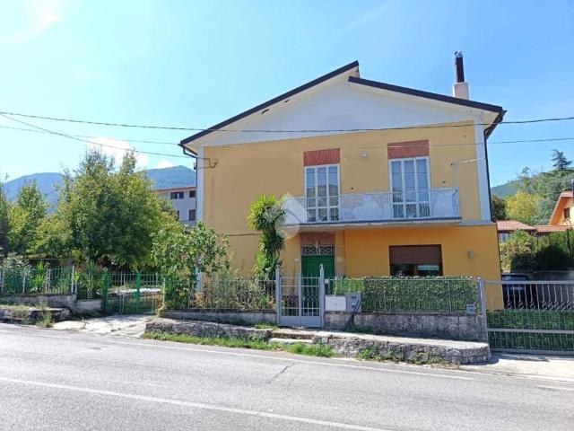 Appartamento in vendita a Serino AV