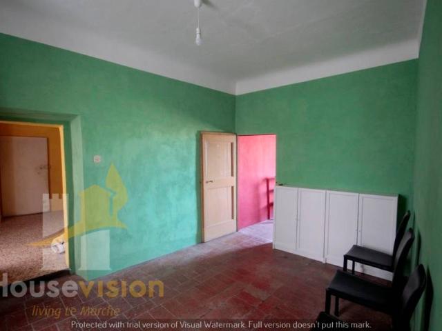 Appartamento in vendita a Serra de' Conti AN