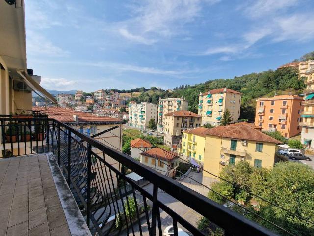 Appartamento in vendita a Genova GE