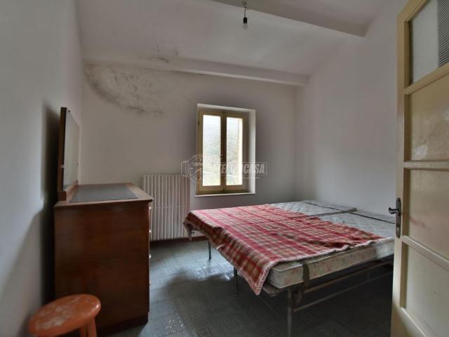 Appartamento in vendita a Serrapetrona