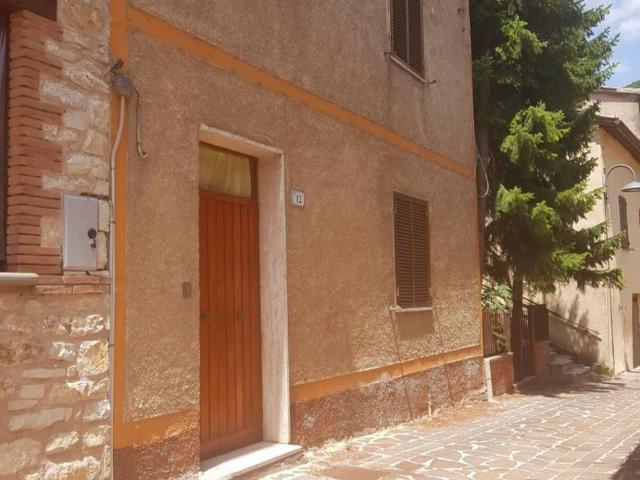 Appartamento in vendita a Serravalle di Chienti MC