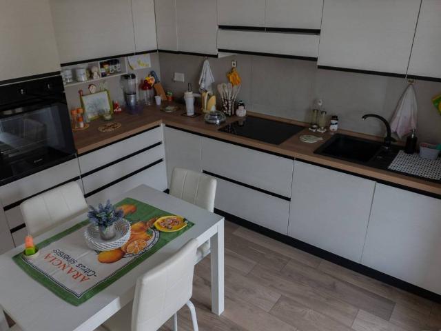 Appartamento in vendita a Seveso MB