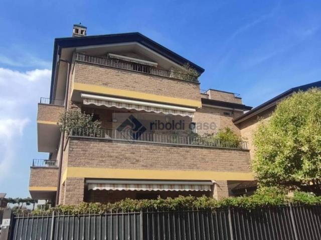 Appartamento in vendita a Seveso MB