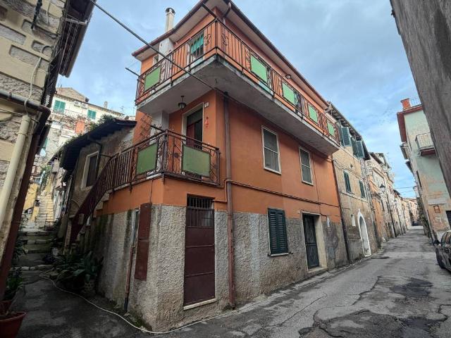 Appartamento in vendita a Sezze LT
