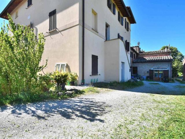Appartamento in vendita a Siena SI