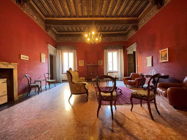 Appartamento in vendita a Siena SI
