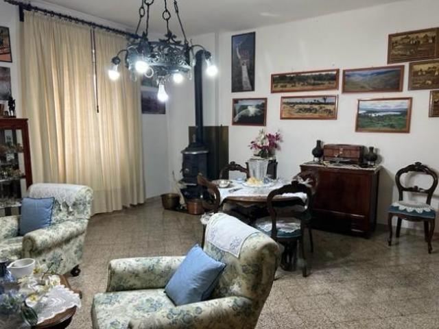 Appartamento in vendita a Siena 110 mq Rif: 1305886