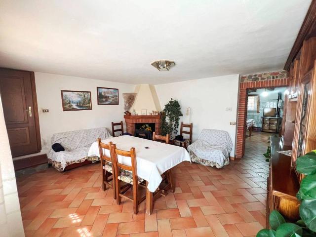 Appartamento in vendita a Sinalunga SI