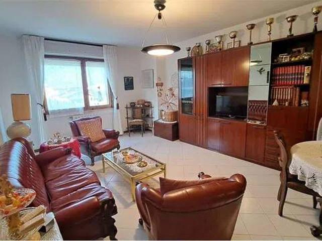 Appartamento in vendita a Sinalunga SI