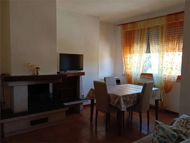 Appartamento in vendita a Sinalunga SI