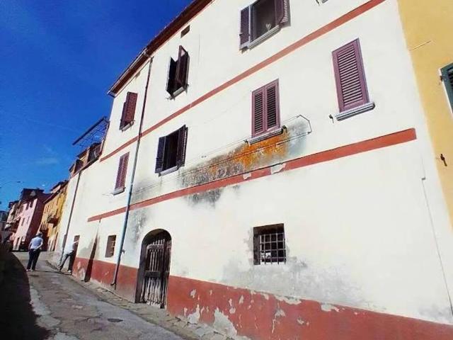 Appartamento in vendita a Sinalunga SI