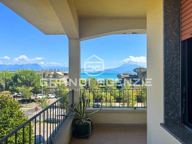 Appartamento in vendita a Sirmione BS
