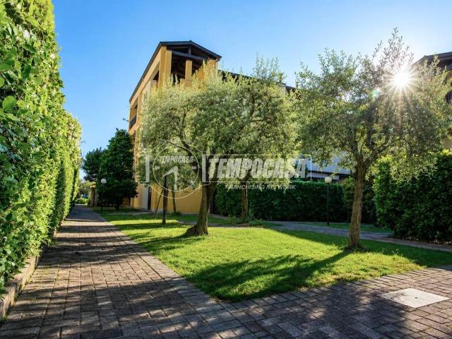 Appartamento in vendita a Sirmione