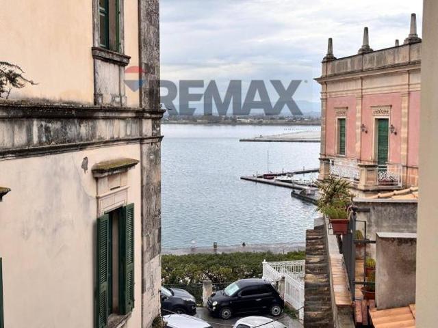 Appartamento in vendita a Siracusa, Ortigia