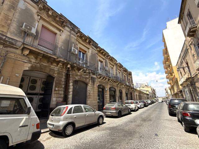 Appartamento in vendita a Siracusa, Umbertina