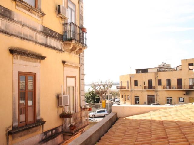 Appartamento in vendita a Siracusa via Tripoli