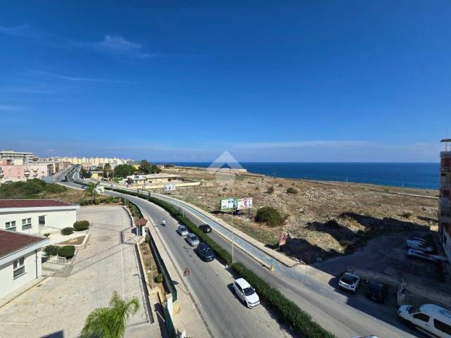 Appartamento in vendita a Siracusa via sicilia, 62, Grottasanta Tunisi