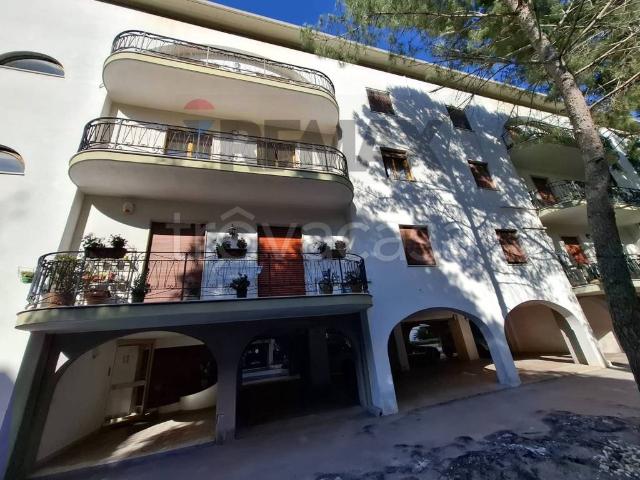 Appartamento in vendita a Siracusa viale Teracati, 87, Santa Panagia Teracati