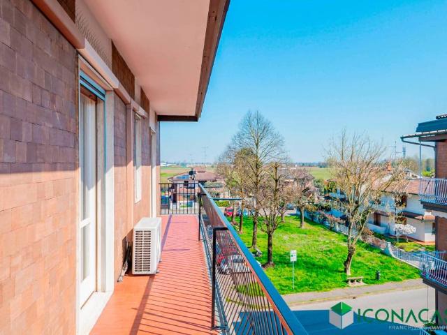 Appartamento in vendita a Siziano PV