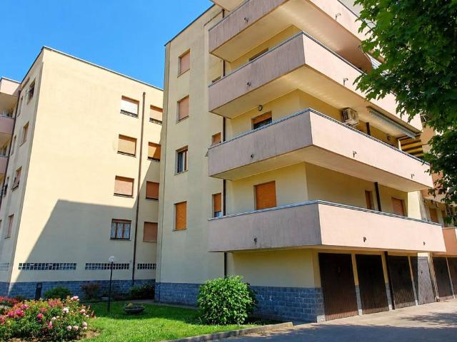 Appartamento in vendita a Solaro MI