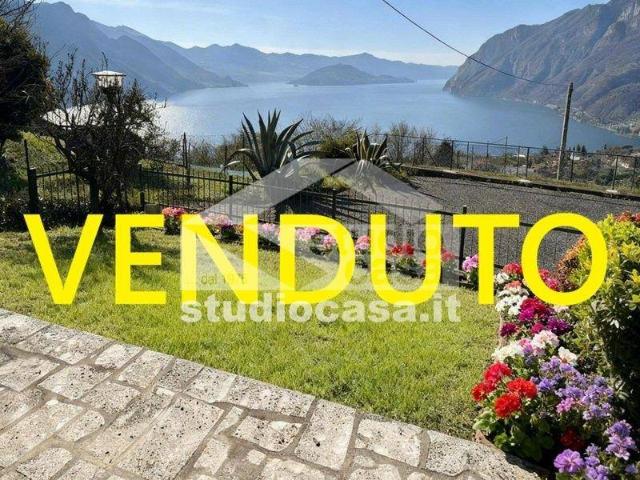 Appartamento in vendita a Solto Collina BG