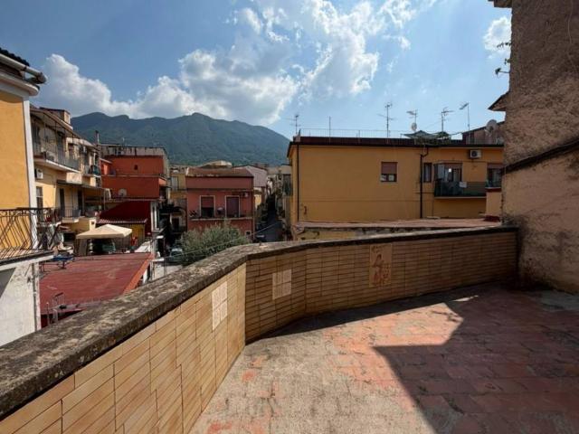 Appartamento in vendita a Somma Vesuviana NA