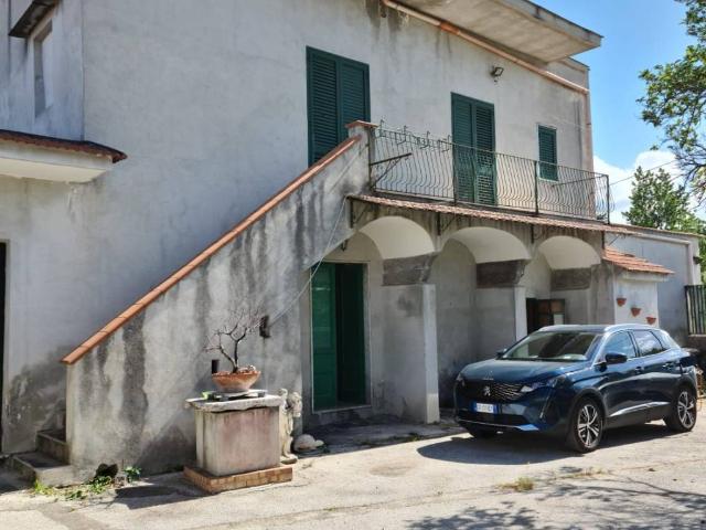 Appartamento in vendita a Somma Vesuviana NA