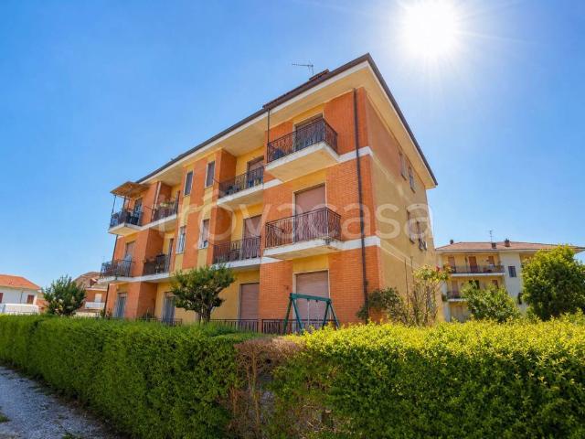 Appartamento in vendita a Sommariva del Bosco via Ferrovia