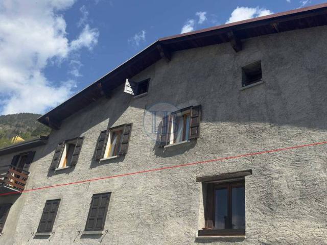 Appartamento in vendita a Sondalo via San Francesco, 12