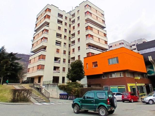 Appartamento in vendita a Sondrio SO