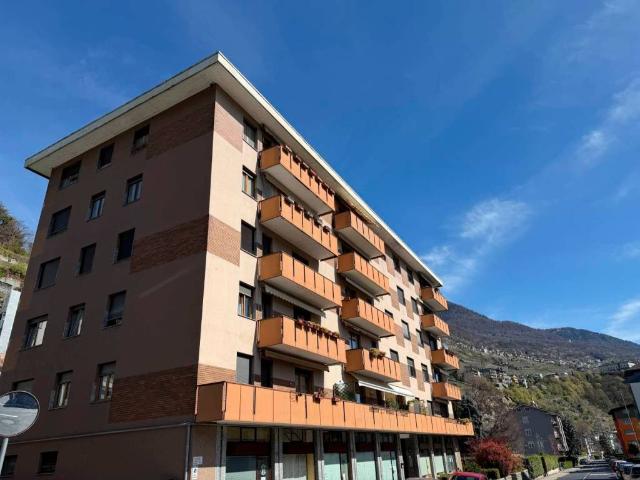 Appartamento in vendita a Sondrio SO