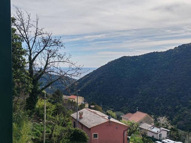 Appartamento in vendita a Sori GE