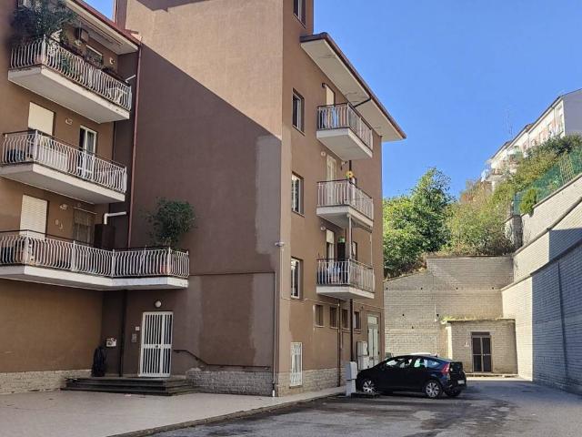 Appartamento in vendita a Soriano nel Cimino VT