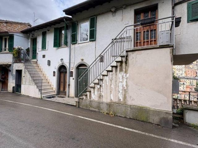 Appartamento in vendita a Soriano nel Cimino VT