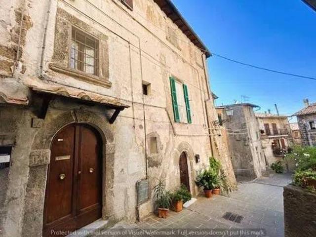 Appartamento in vendita a Soriano nel Cimino VT