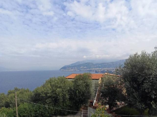 Appartamento in vendita a Sorrento NA